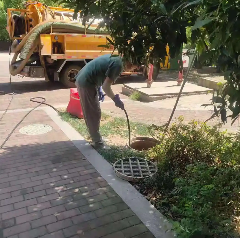 柳南市政排污管道清淤疏通——专业团队，让您全程省心！